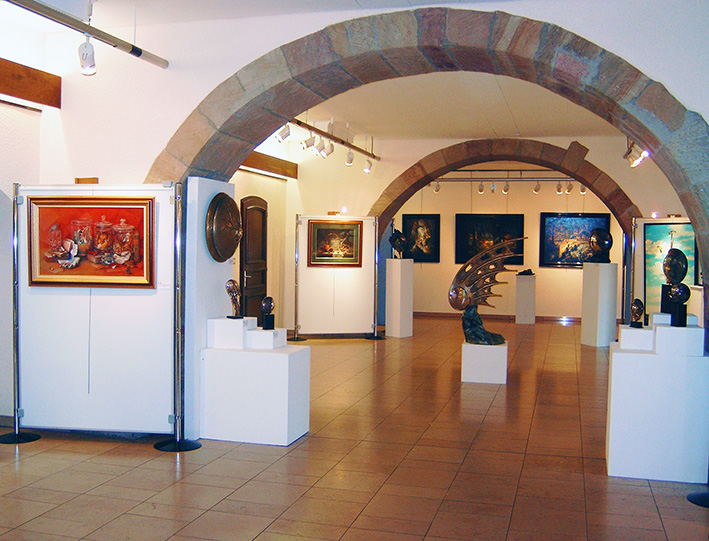 ​Plastica Naboria 2ème biennale des Beaux Arts de Saint-Avold Exposition de Prestige d'Artistes Peintres et Sculpteurs "entre rêve et réalité" Hôtel de ville de Saint-Avold (57) Moselle  Du 1er au 30 octobre 2005 ​