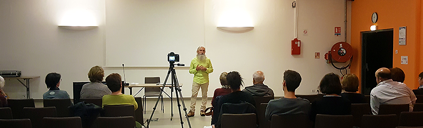 Conférence de François Schlesser - 1er Salon des Z'Arts Zen - 23 et 24 novembre 2019 - Autun (71) 